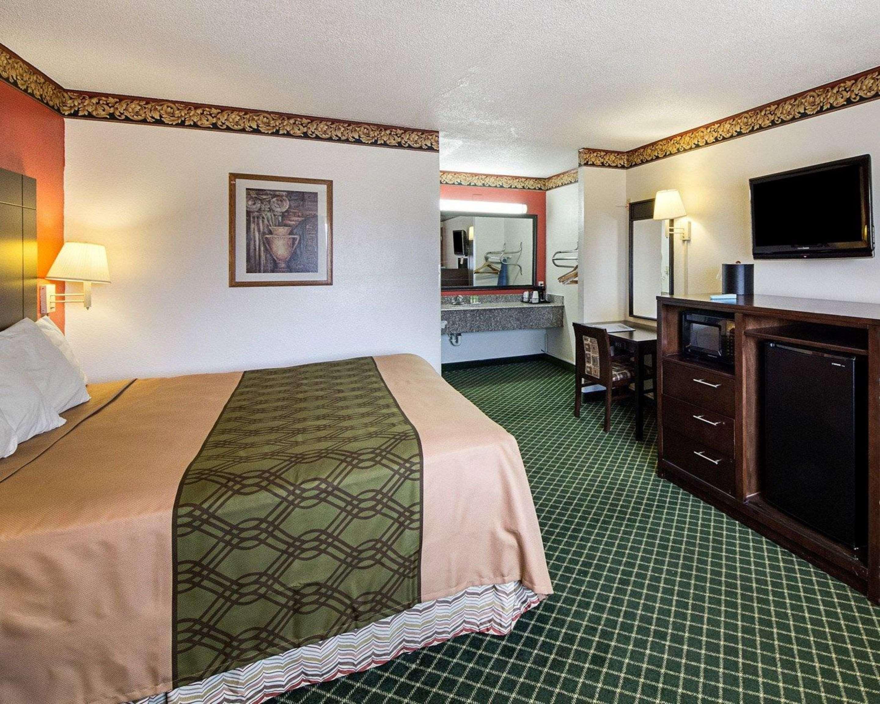 Rodeway Inn San Antonio Lackland Afb - Seaworld Екстер'єр фото