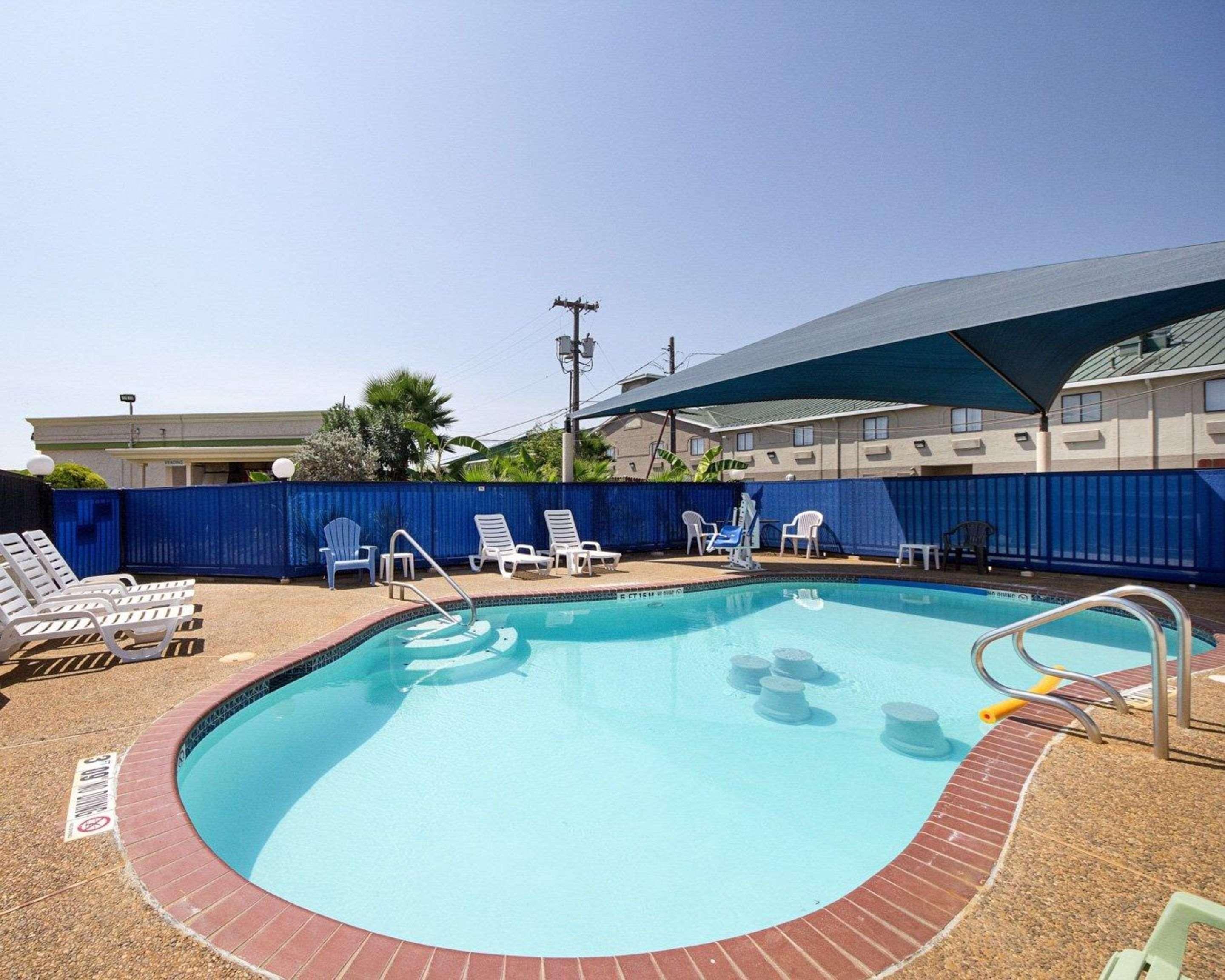 Rodeway Inn San Antonio Lackland Afb - Seaworld Екстер'єр фото